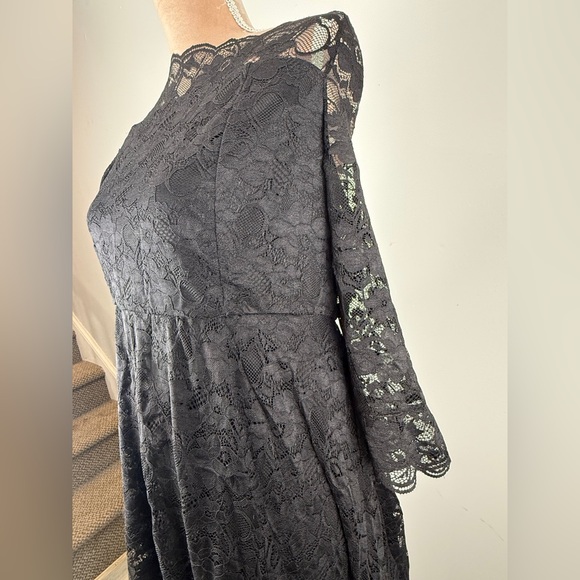 torrid Black Lace Midi Dress with Three-Quarter Sleeves - Picture 3 of 7